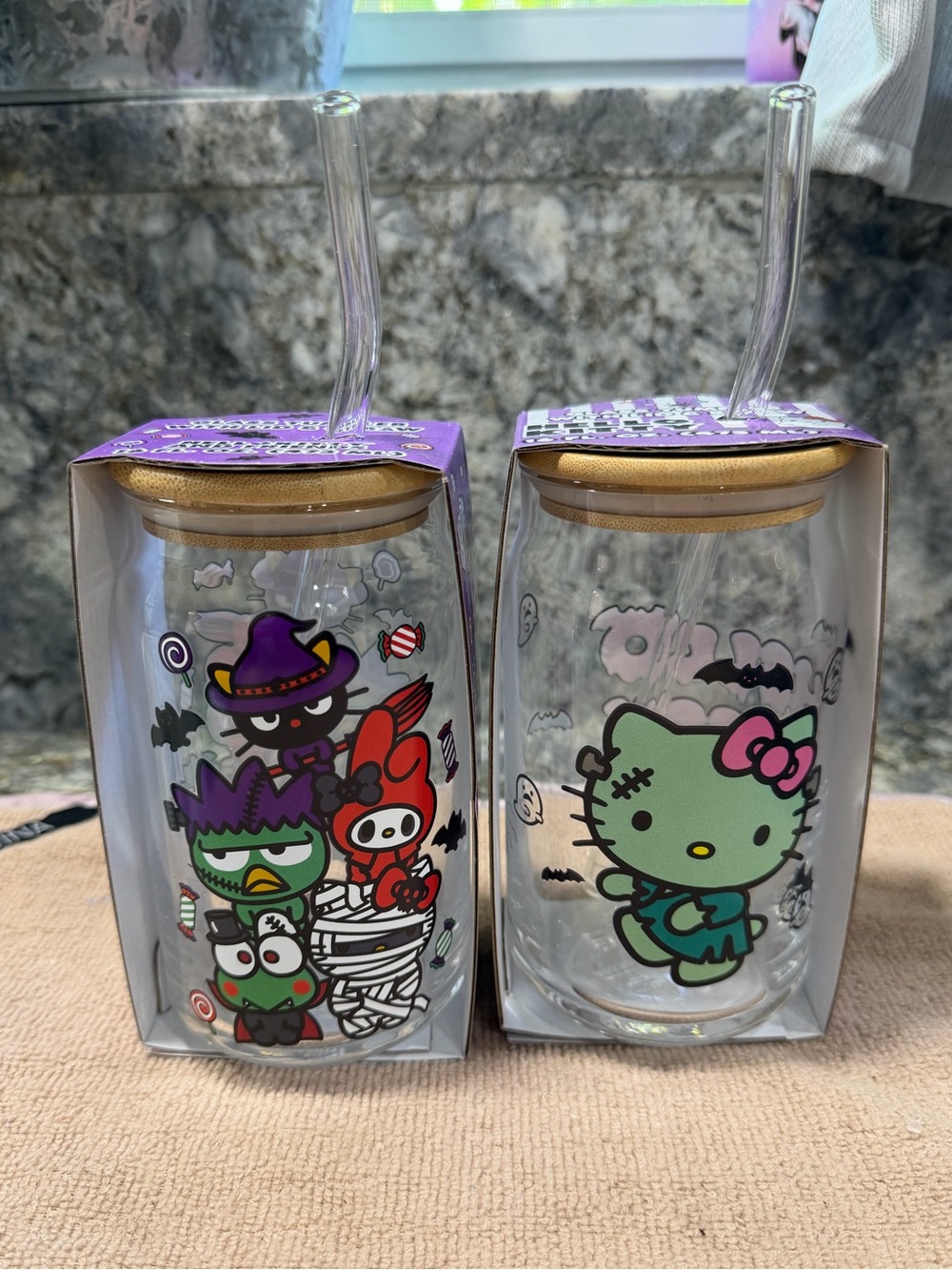 Hello Kitty Glass Tumblers Set of 2 NWT Sanrio Drinking Glasses Cups